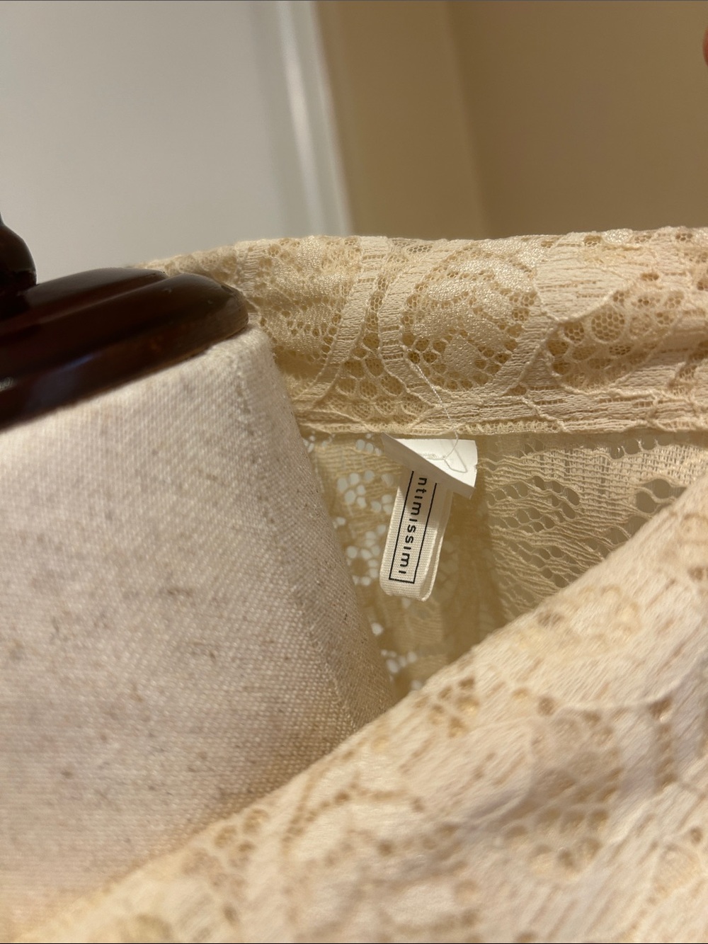 intimissimi Cream Lace Short Sleeve Button-Up Blouse - Picture 8 of 8